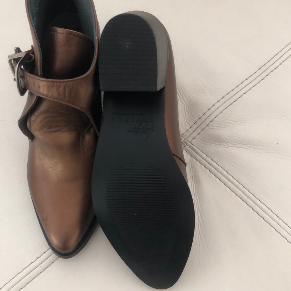 Shoes - Picture 3 of 3
